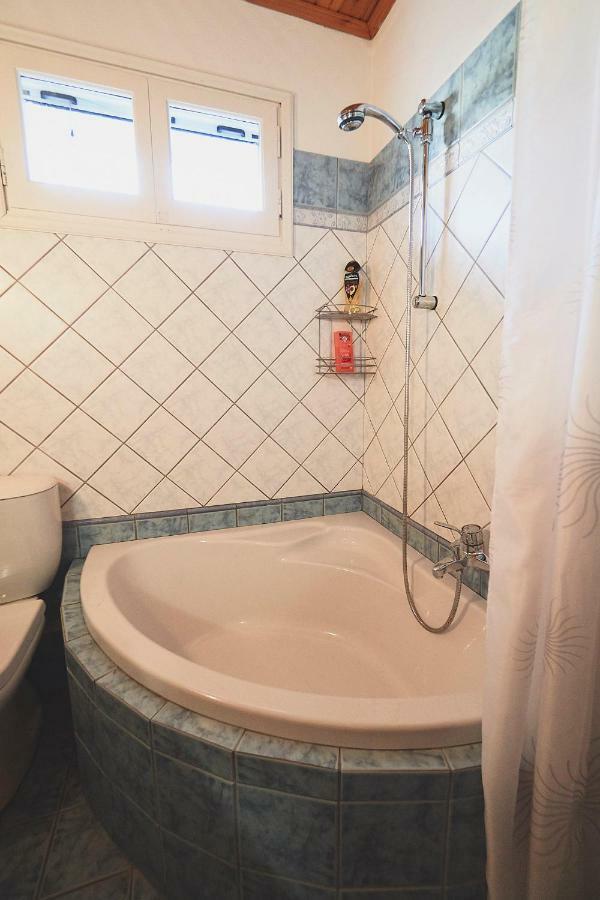 The Guund House Apartment Xanthatai Luaran gambar