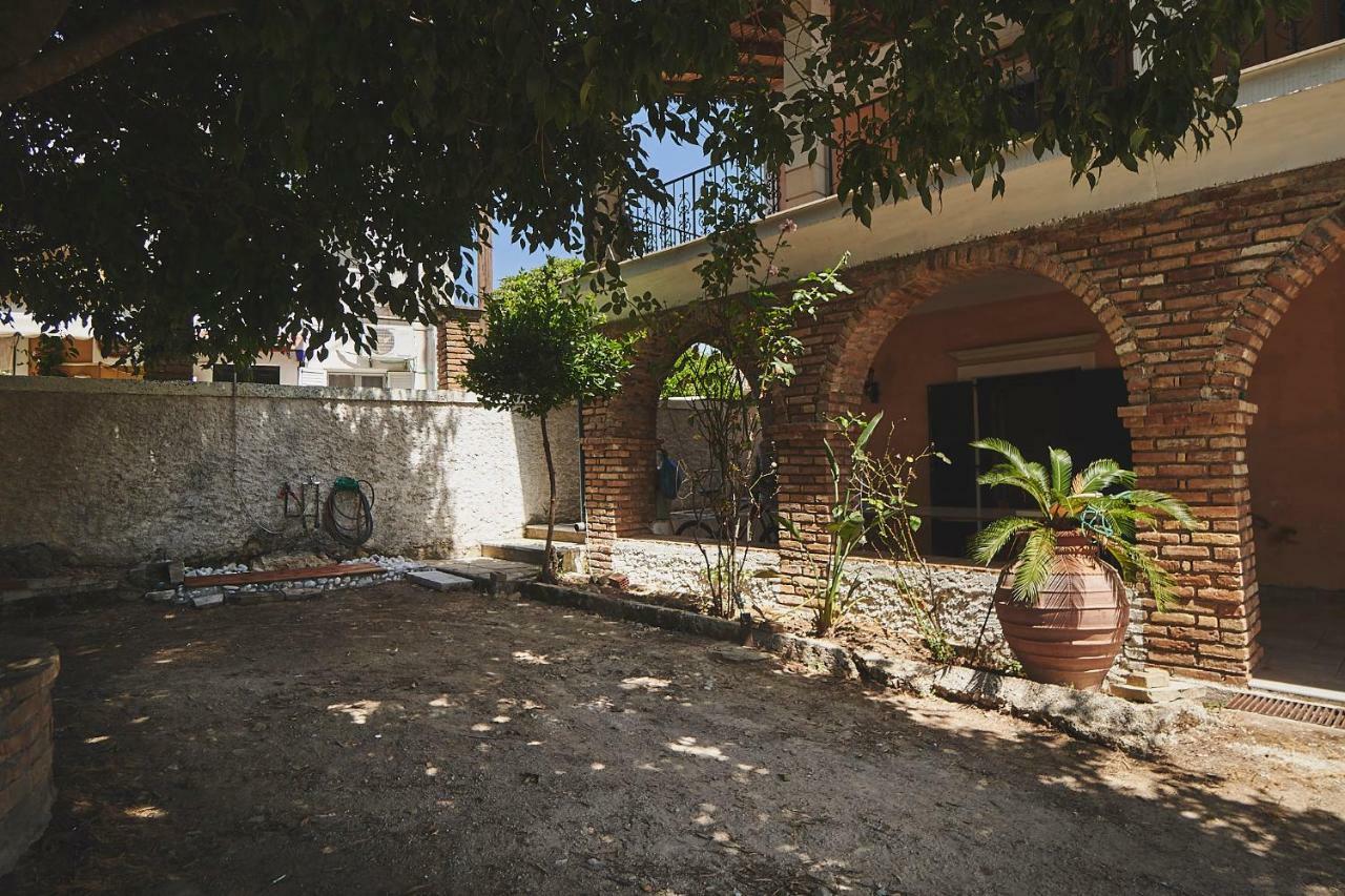 The Guund House Apartment Xanthatai Luaran gambar